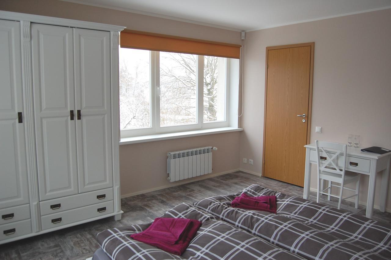 Kaunis Guesthouse Tallinn Exteriör bild
