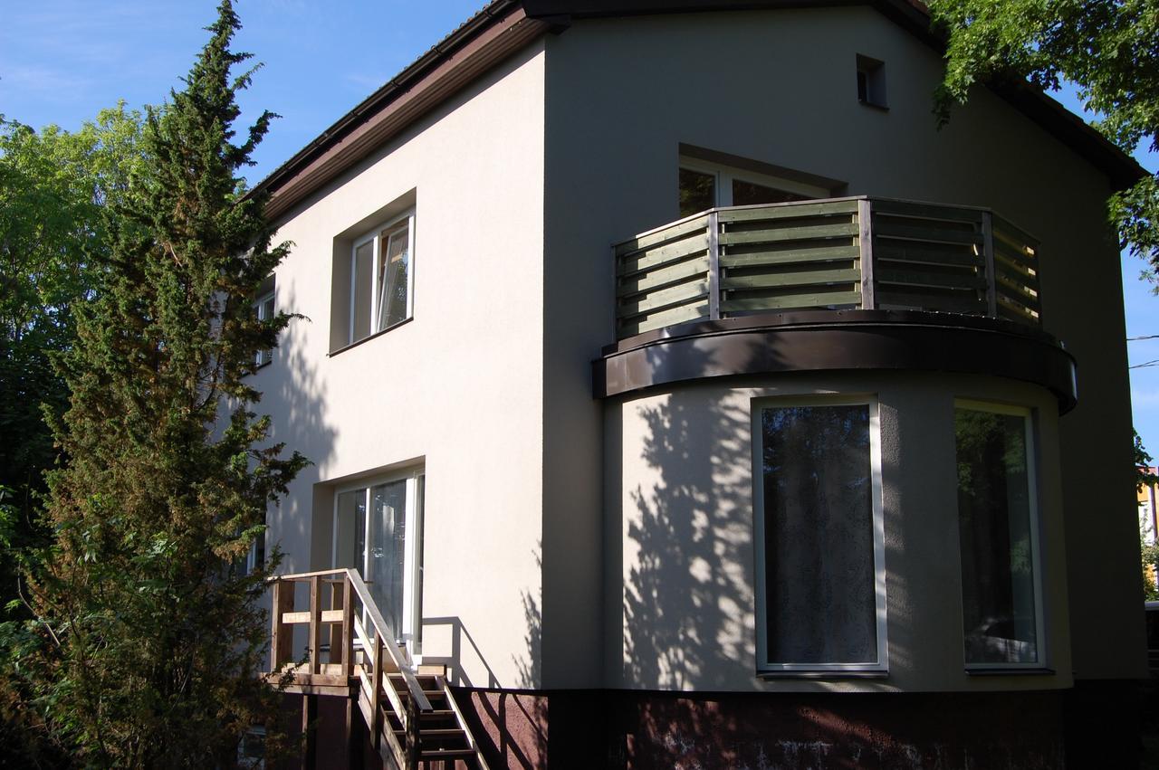 Kaunis Guesthouse Tallinn Exteriör bild